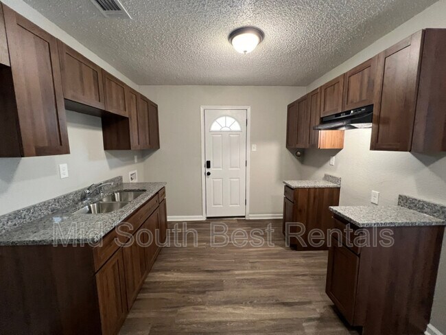 Foto del edificio - 3262 Coleman Ave