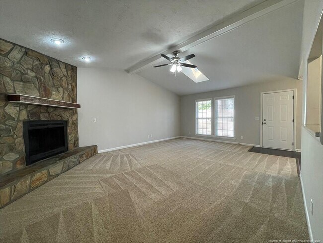 Building Photo - 7128 Calamar Dr