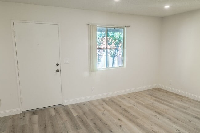 Interior Photo - Pacific Luxury Investments, LLC