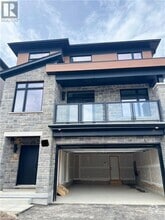 Building Photo - 729 Autumn Willow Dr