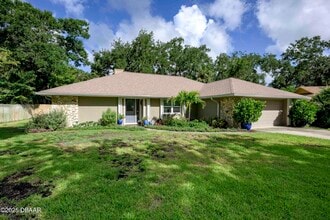 Building Photo - 6118 Del Rio Dr