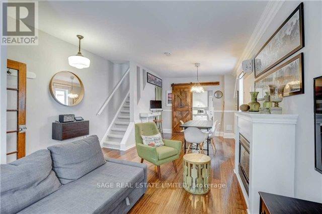 Building Photo - 17 Rebecca St