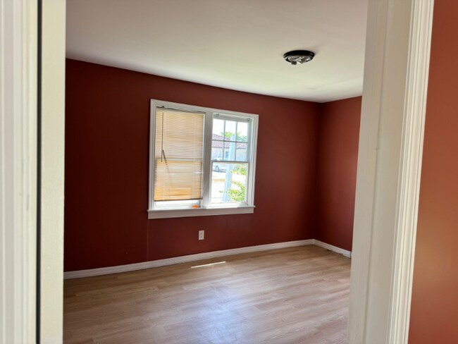 Foto del edificio - 928 NW 23rd Ct