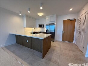 Building Photo - 629 Ke’eaumoku St