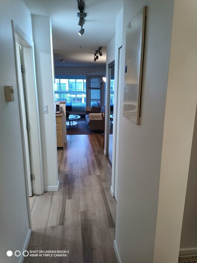 Photo du bâtiment - 2680 4th Av W