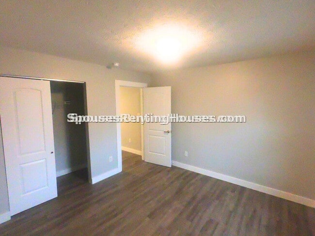 Foto del edificio - 420 Indiana St