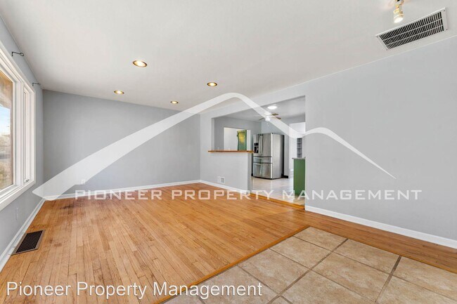 Building Photo - 3 br, 2 bath House - 1531 S Patton Ct