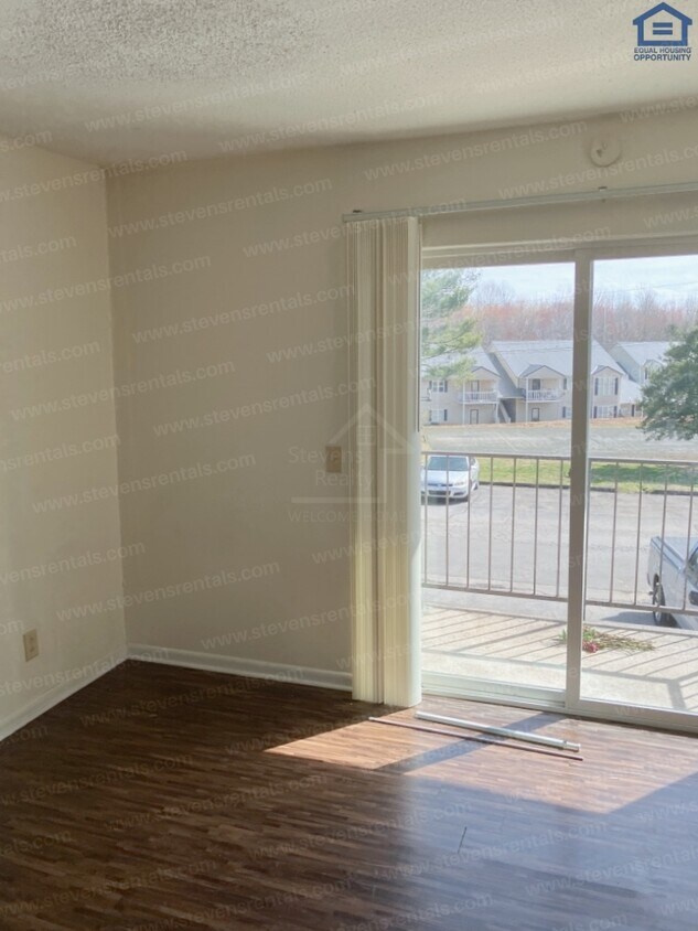 235 Vinewood Rd Room for Rent in McMinnville, TN