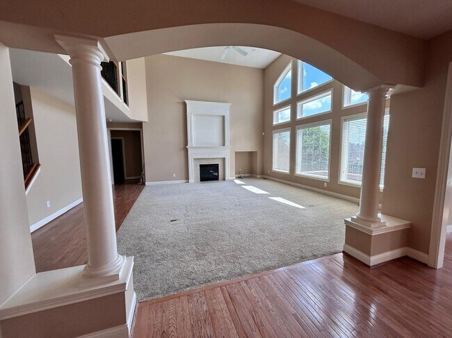 Foto del edificio - 3684 Stonebrooke Ct
