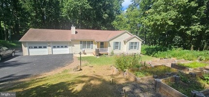 Building Photo - 144 Greenfield Rd