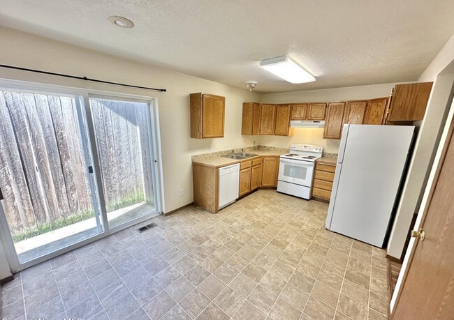 Foto del edificio - 107 N Caton St