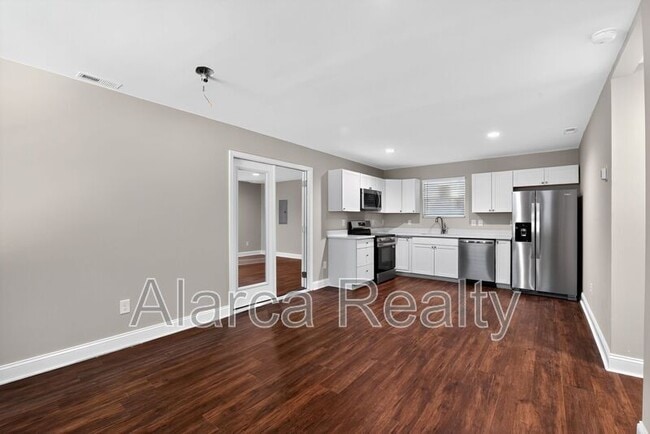 Building Photo - 6634 Rockwell Blvd