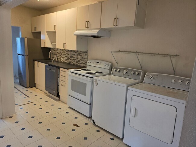 Foto del edificio - 1226 W Gray St