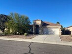 Foto principal - Spacious 3-Bedroom + Den Home in San Tan V...
