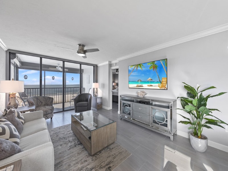 Primary Photo - 6400 Estero Blvd