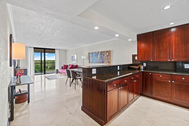 Foto del edificio - 2400 Deer Creek Country Club Blvd