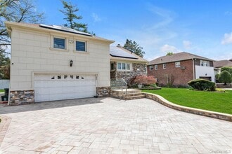 Building Photo - 830 Pepperidge Rd