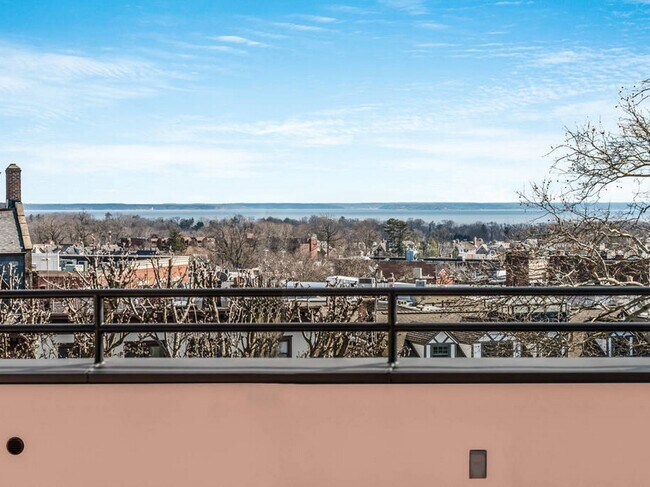 Foto del edificio - 9 Lafayette Ct