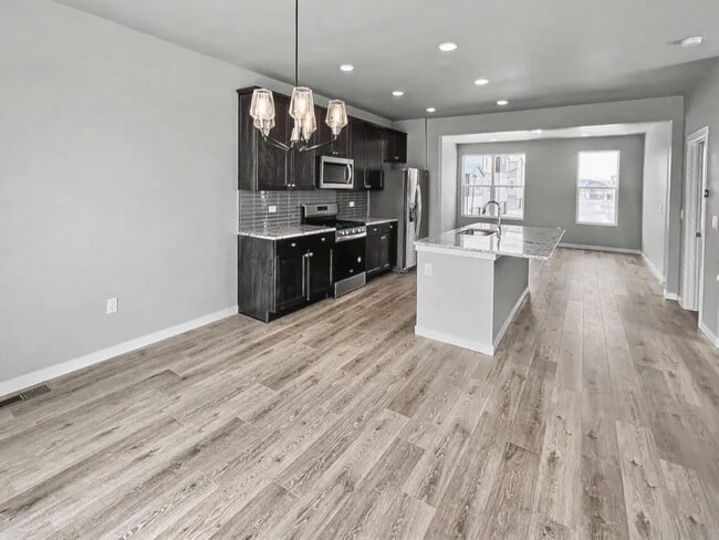 Building Photo - 8732 Wolf Valley Dr.