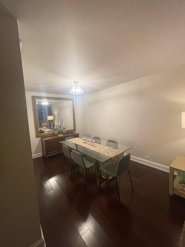 Foto del edificio - 1345 N Astor St