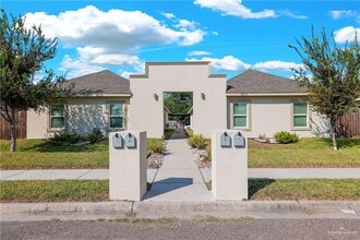 Building Photo - 2613 Larkspur Ave