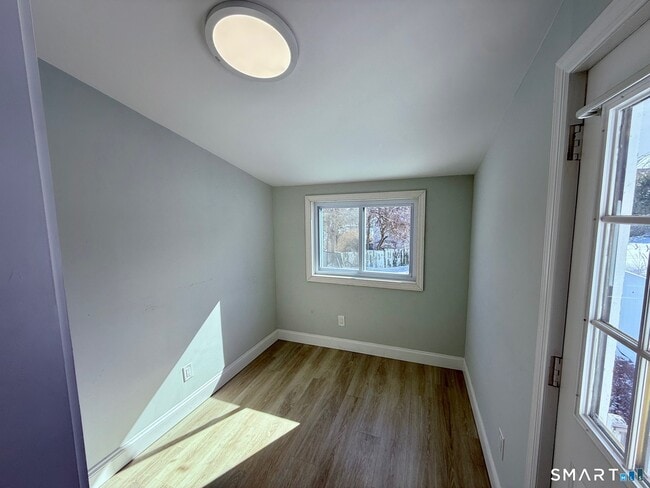 Building Photo - 177 Hobart Ave