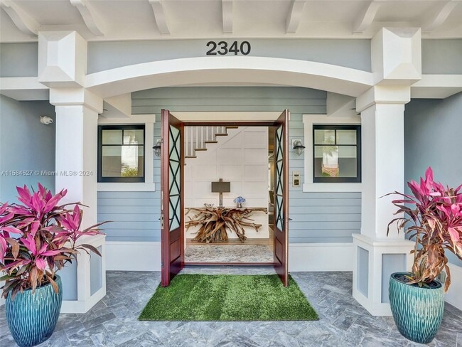 Foto del edificio - 2340 NE 48th St