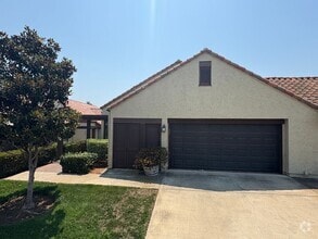 Building Photo - 12211 Bajada Rd