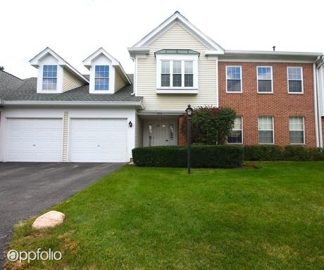 Primary Photo - 805 Persimmon Ln