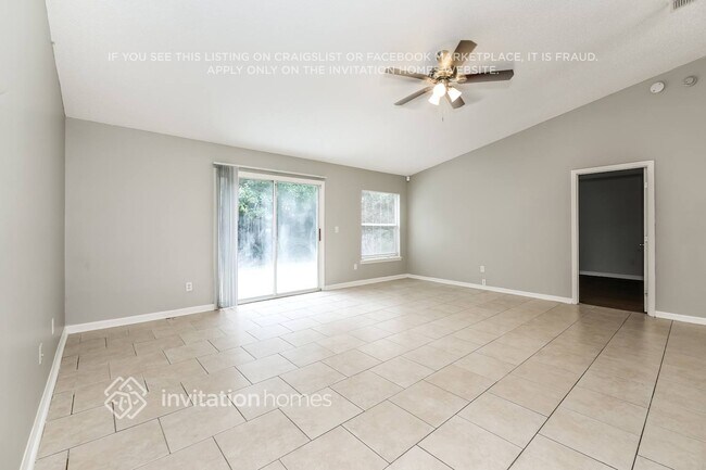 Foto del edificio - 1539 Eddings Grove Ln