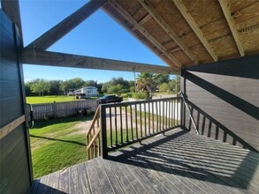 Building Photo - 715 11th St