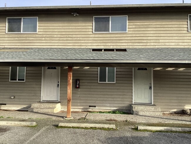 Photo - 12429 1st Ave W #2 Apartment