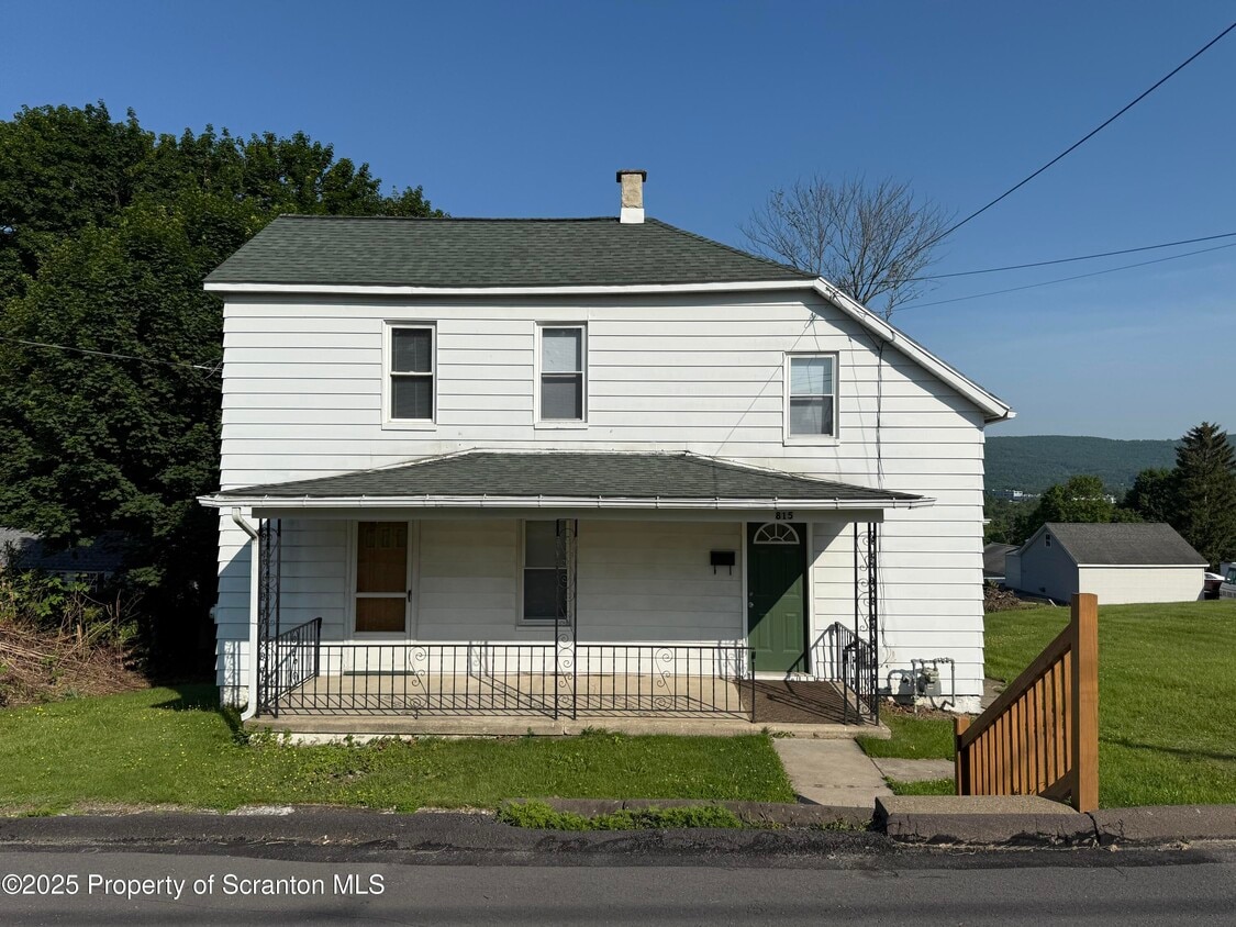 Foto principal - 815 South St