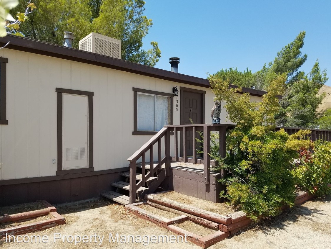 1305 Bristlecone Dr, Wofford Heights, CA 93285 House Rental in