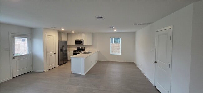 Building Photo - 18003 Valle Cupa Ln