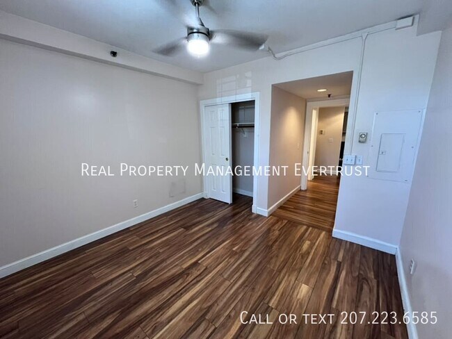 Foto del edificio - 245 Broadway-106