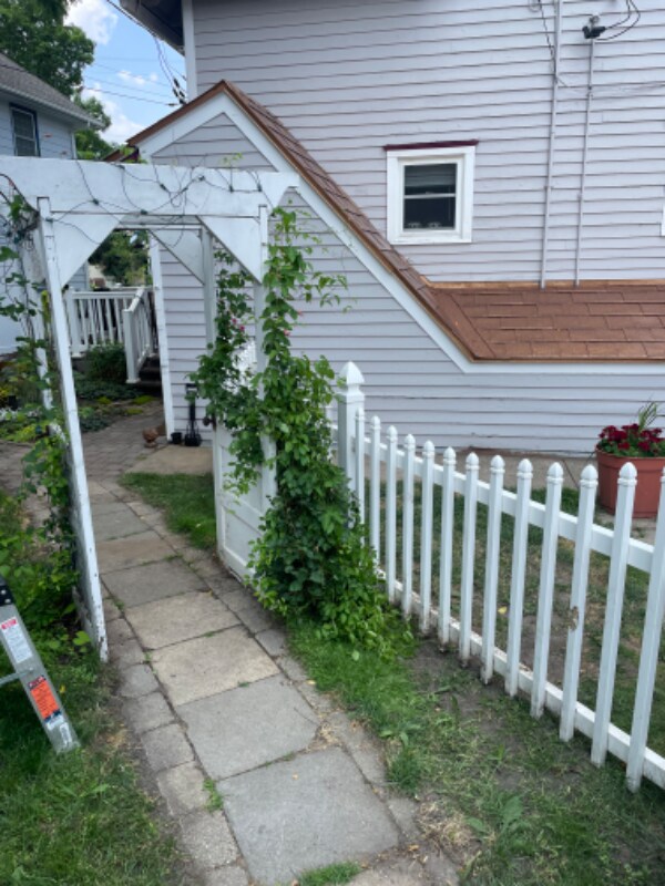 117 3rd Ave NW, Faribault, MN 55021 Room for Rent in Faribault, MN