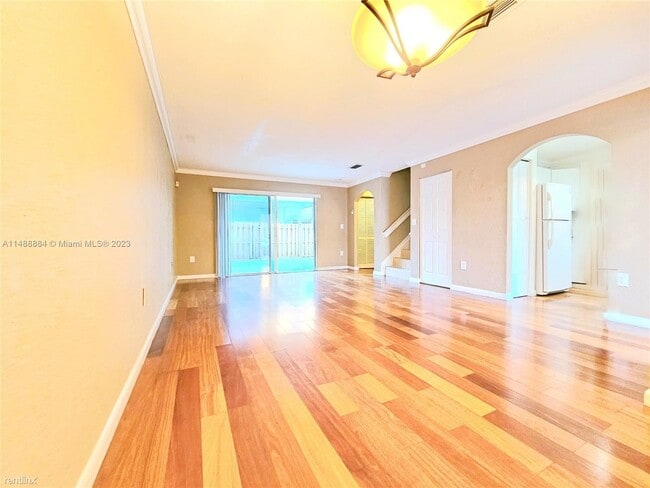 Building Photo - 3 br, 2.5 bath House - 336 NW 114th Ave # ...