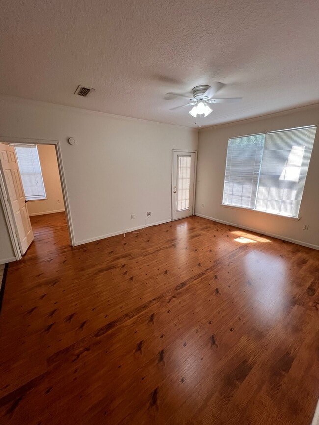 Photo - 2049 Tizewell Cir Townhome