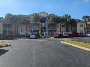 Building Photo - 6330 Aragon Way