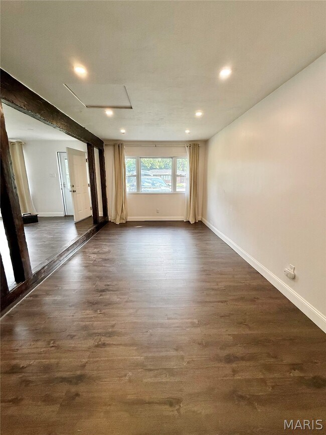 Foto del edificio - 76 Gatewood Ct