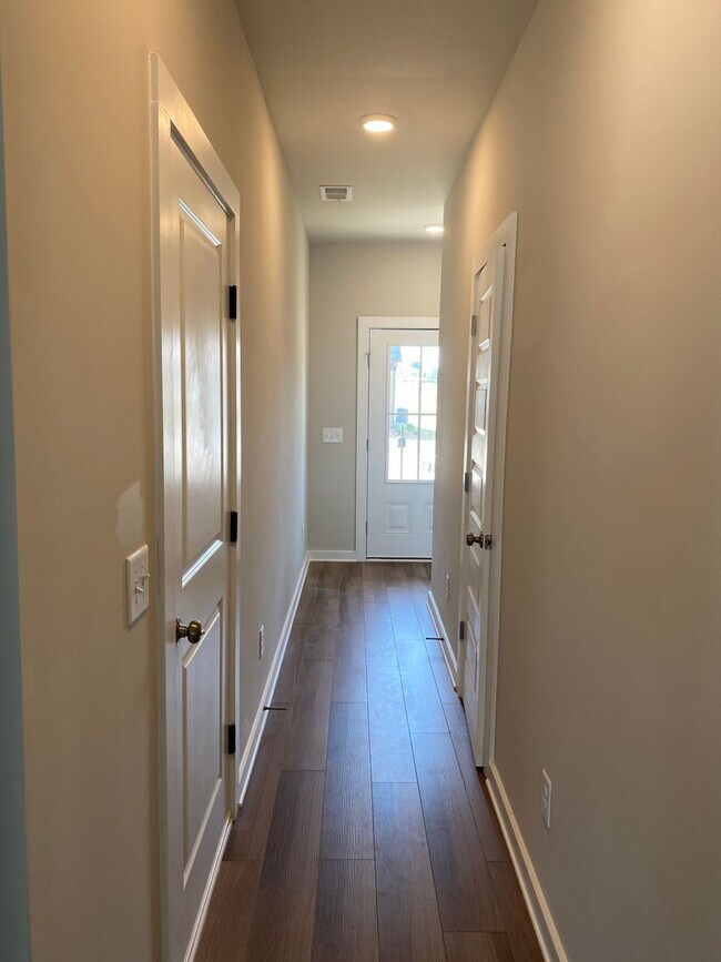 Building Photo - Home for Rent in Cullman, AL… Available to...