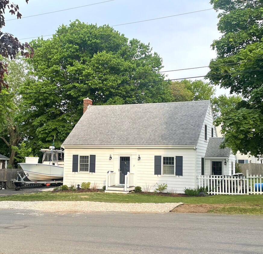 Primary Photo - 2 1st Ave