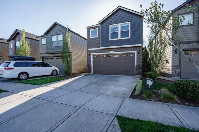 Foto del edificio - Beautiful Single-Level Home | 3 Bed, 2.5 B...