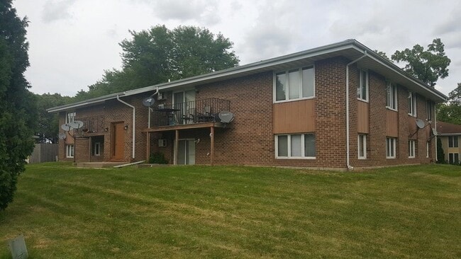 Building Photo - 4725 Wolverton Ln