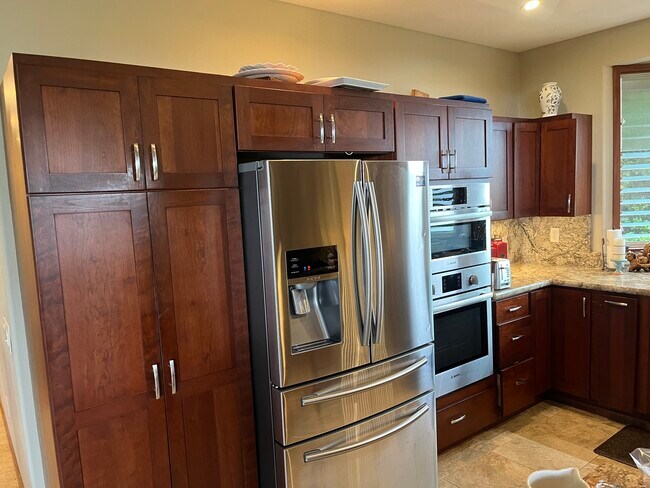 Kitchen - 73-4369 Mamalahoa Hwy