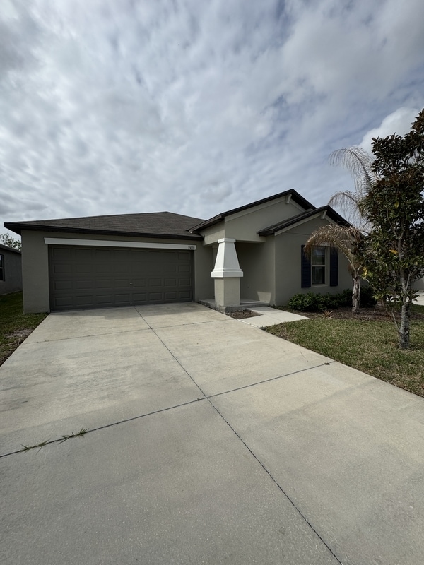 Foto del edificio - 13009 Majestic Garden Ln