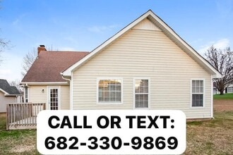 Building Photo - 4302 Emerald Ln