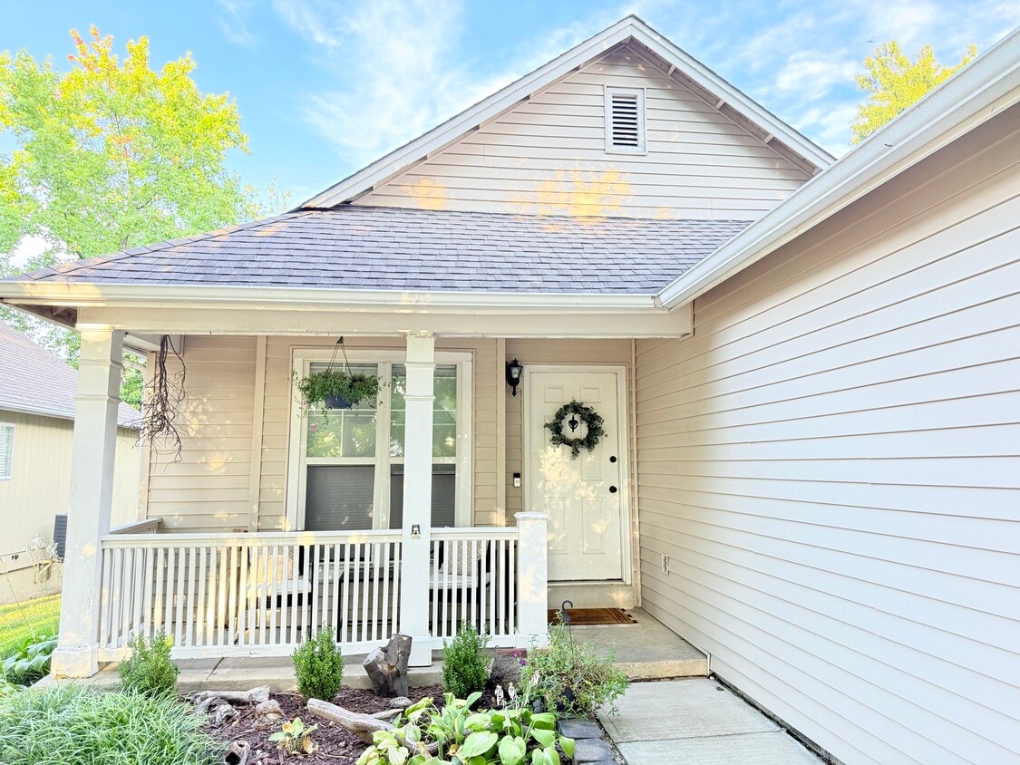 Primary Photo - 1022 Cobbler Ln
