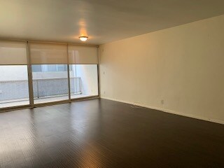 Foto del edificio - 131 N Gale Dr